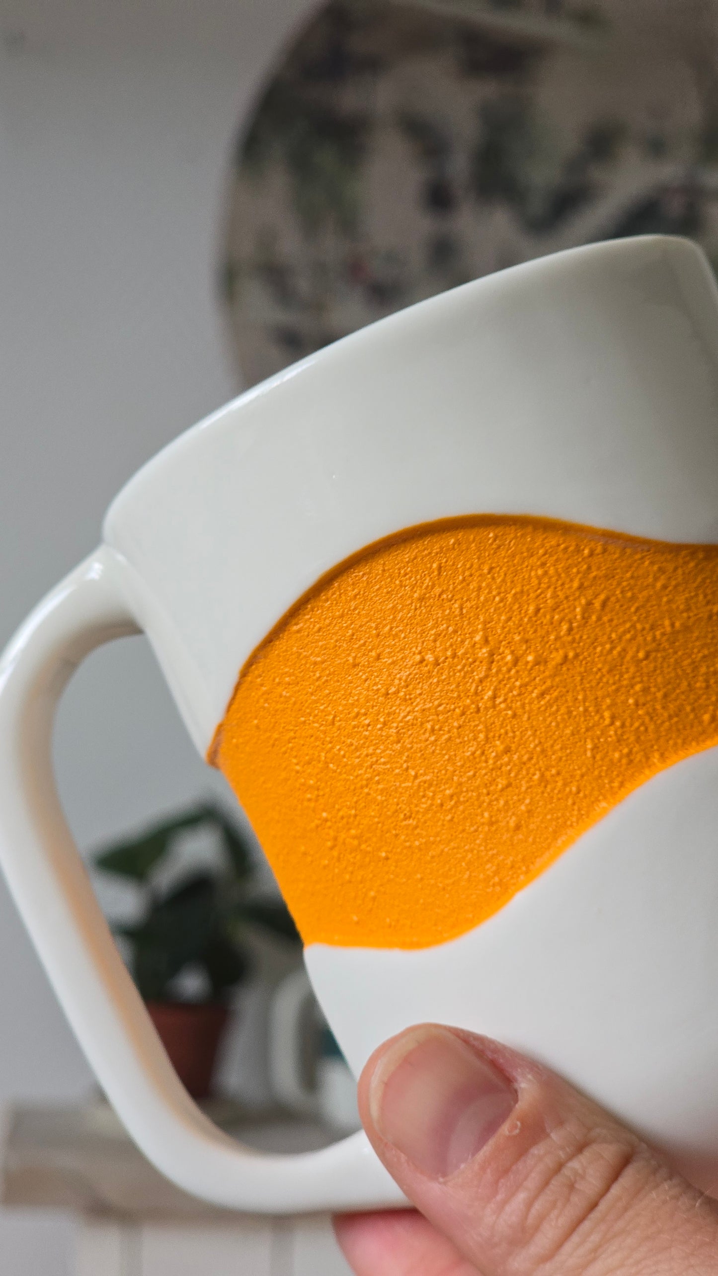 Mug Wavy orange