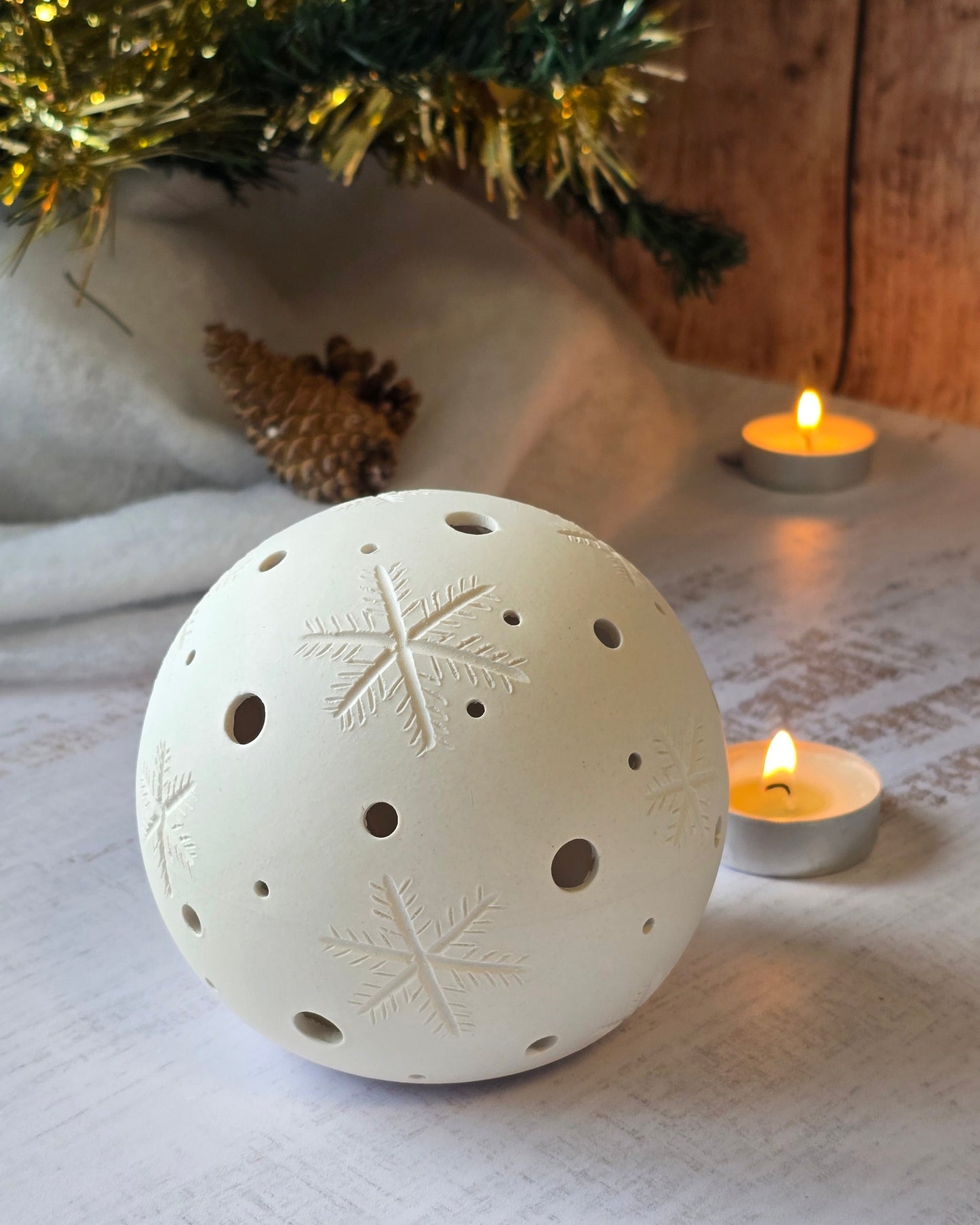 SPHÈRES LUMiNEUSES - FLOCONS DE NEiGE