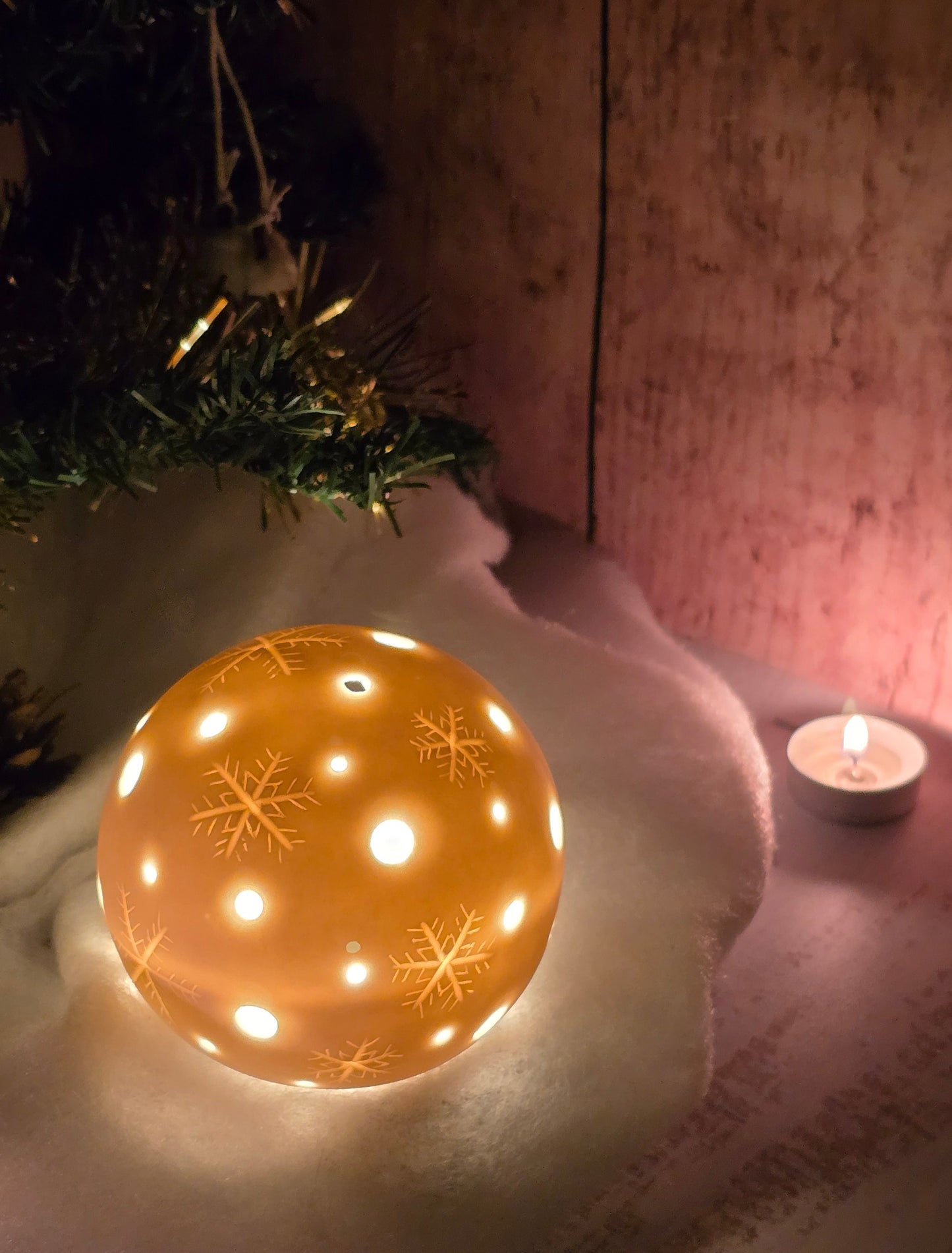 SPHÈRES LUMiNEUSES - FLOCONS DE NEiGE